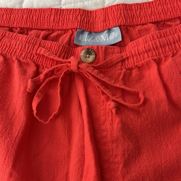 100% Cotton Orange Full Leg Shorts w/ Cargo Pocket & Elastic Drawstring Waist - Picture 2 of 7